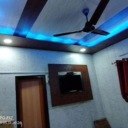 Hotel Diamond Palace Чандигарх Экстерьер фото